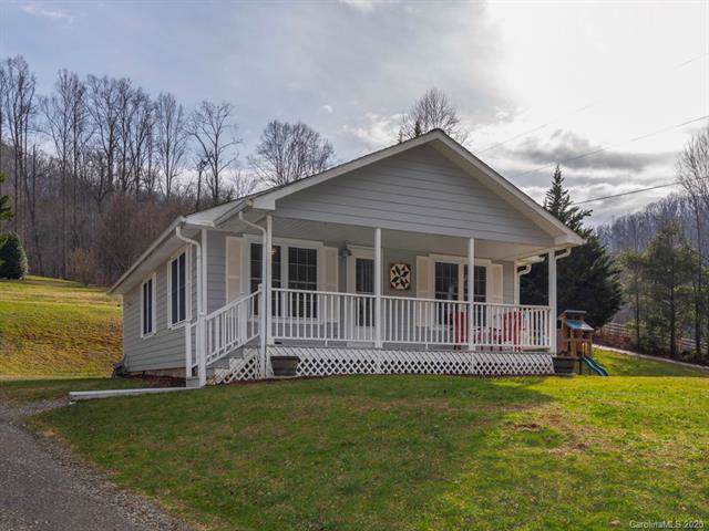 2075 Hyatt Creek Road - Photo 1