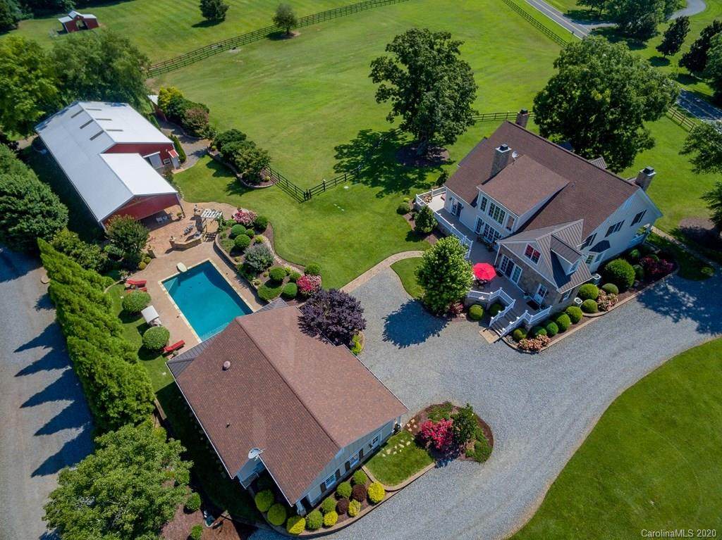 330 Monbo Road - Photo 1