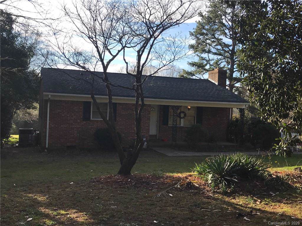 956 Armstrong Road - Photo 1