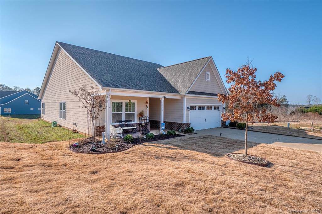 18554 Mainsail Court - Photo 1