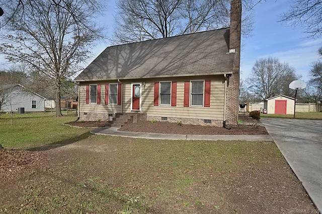 3998 Ridgewood Drive - Photo 1