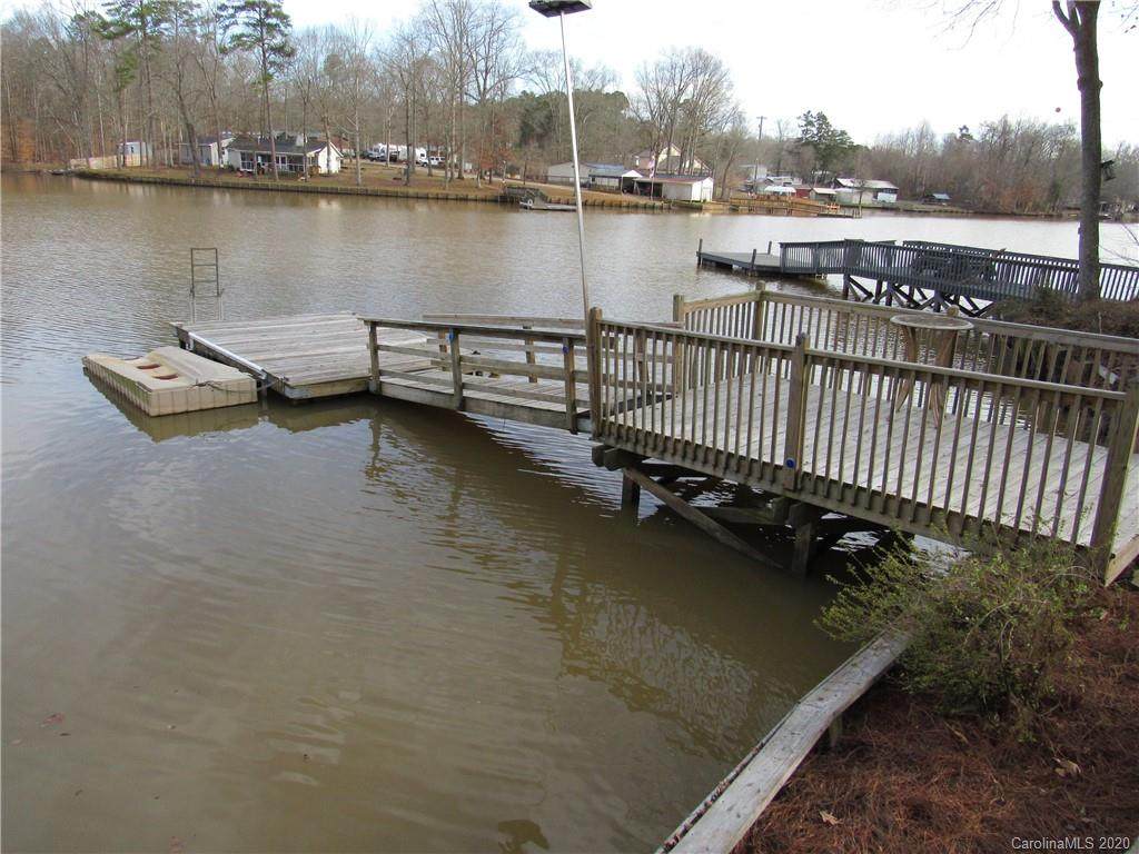 2136 Riverview Road - Photo 1