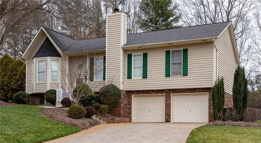 307 31st Ave Court - Photo 1
