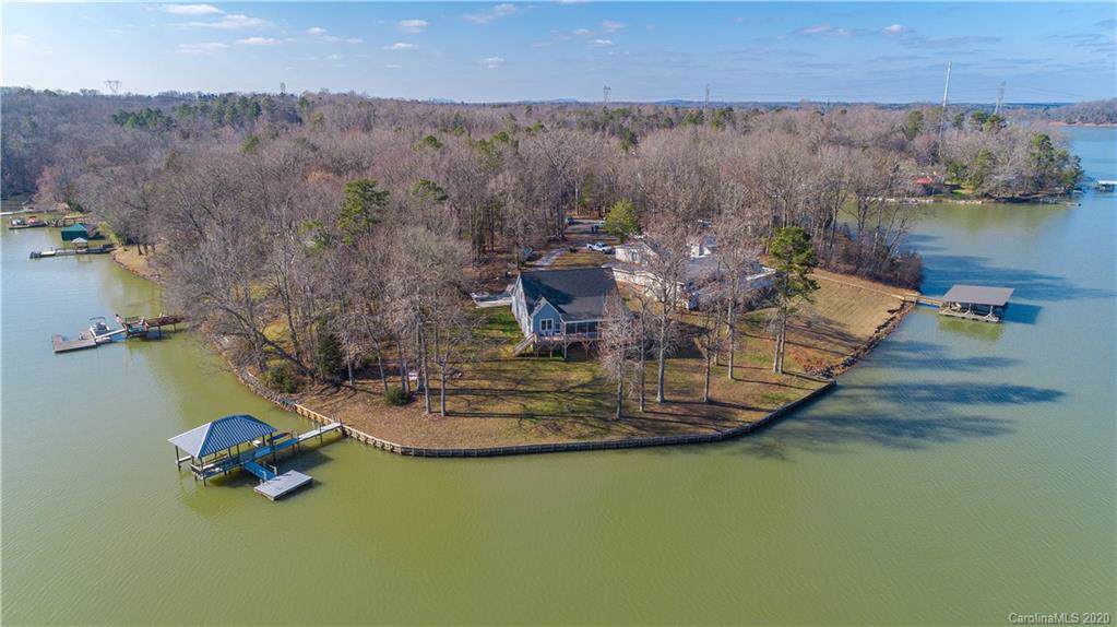 488 Squirrel Lane - Photo 1