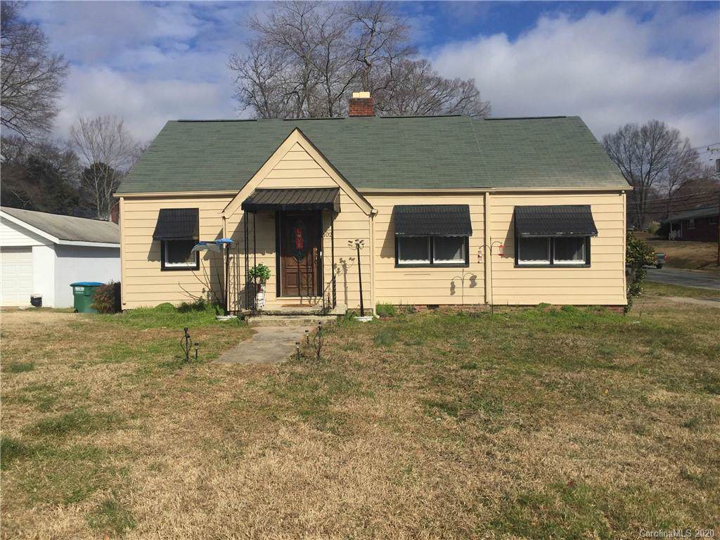 102 Lee Avenue - Photo 1