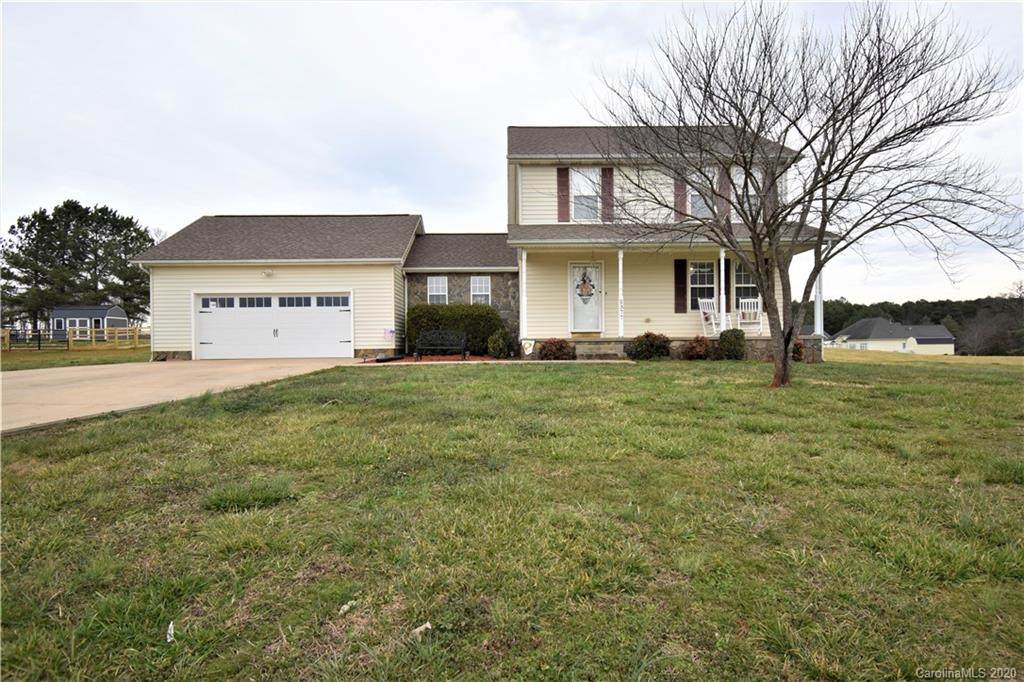 2377 Mintew Circle - Photo 1