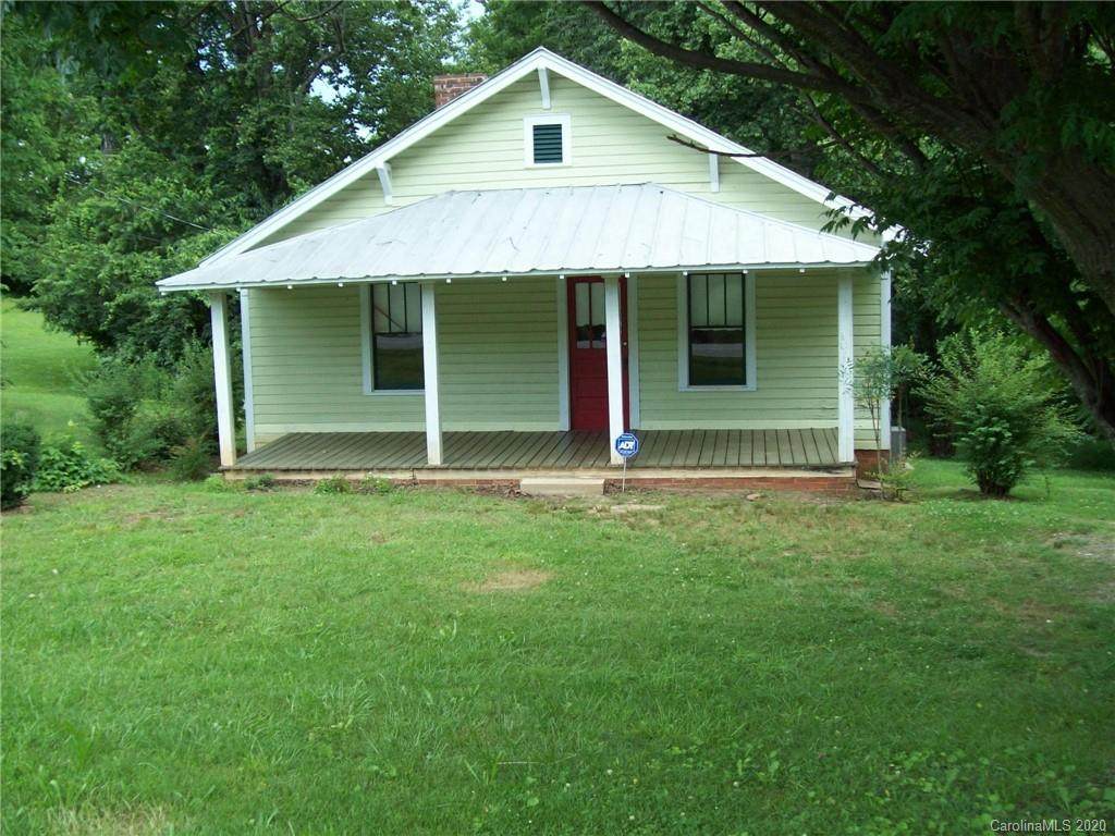 562 Causby Road - Photo 1