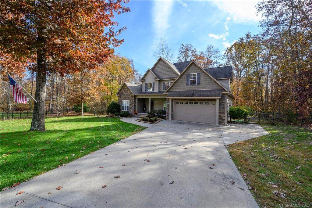 157 Maple Valley Road - Photo 1