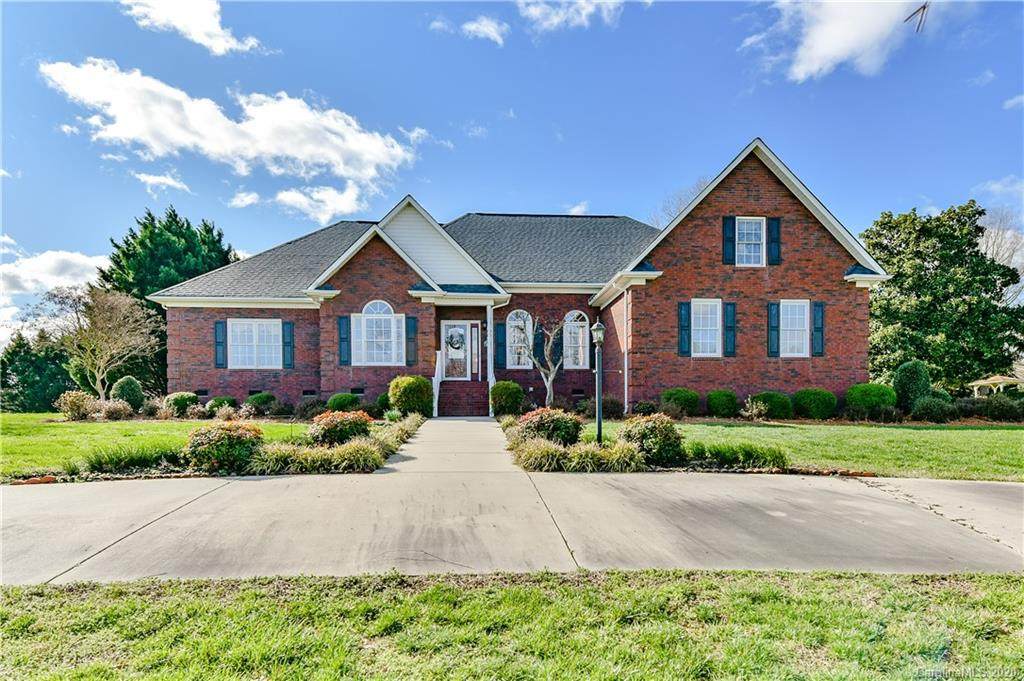 1328 Tomberlin Road - Photo 1