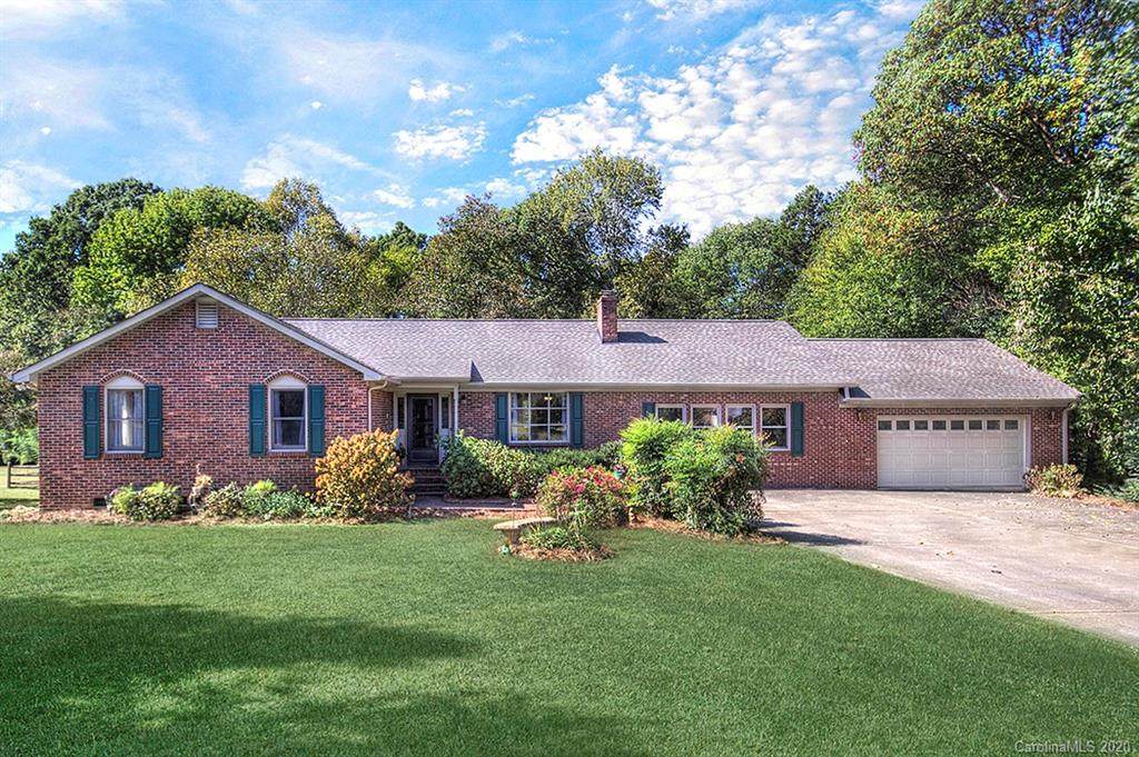 9101 Surrey Road - Photo 1