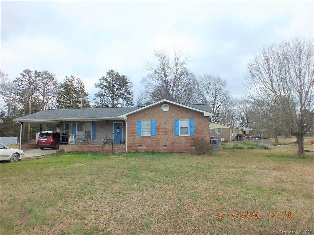 2555 Country Club Drive - Photo 1