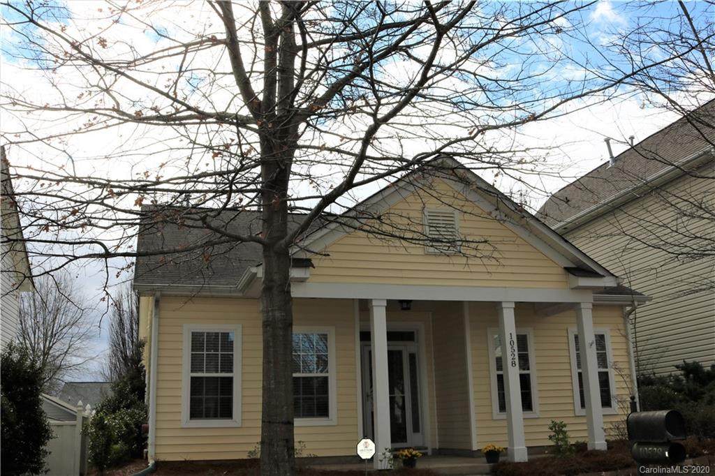 10528 Meadow Crossing Lane - Photo 1