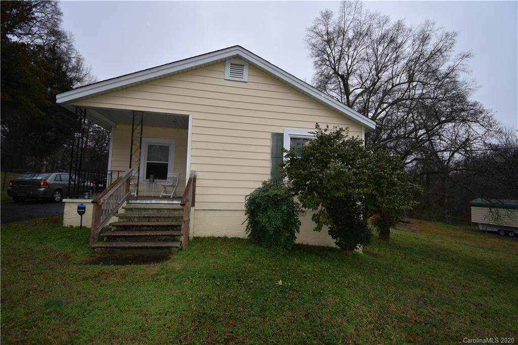325 Queens Road - Photo 1