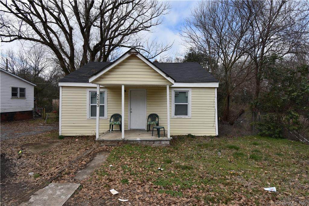 2433 Myers Street - Photo 1