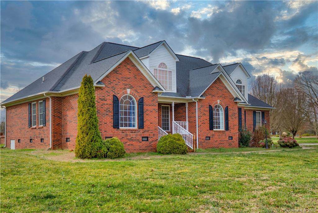 305 River Birch Lane - Photo 1