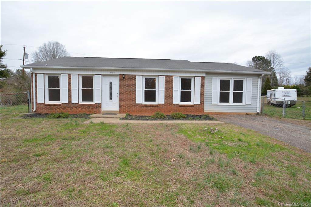 222 Sikeston Court - Photo 1