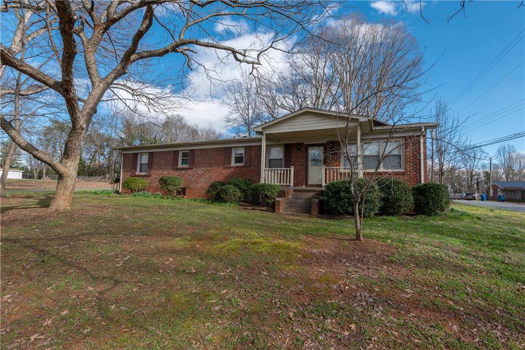 1904 28th Street - Photo 1
