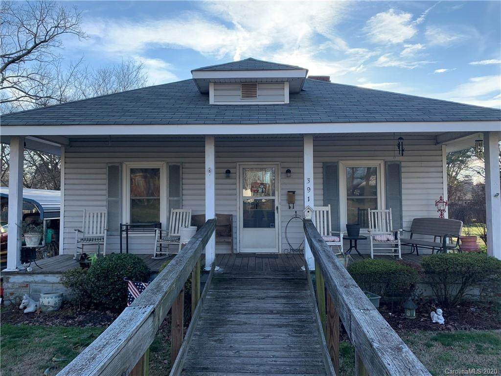 391 Woodlawn Street - Photo 1