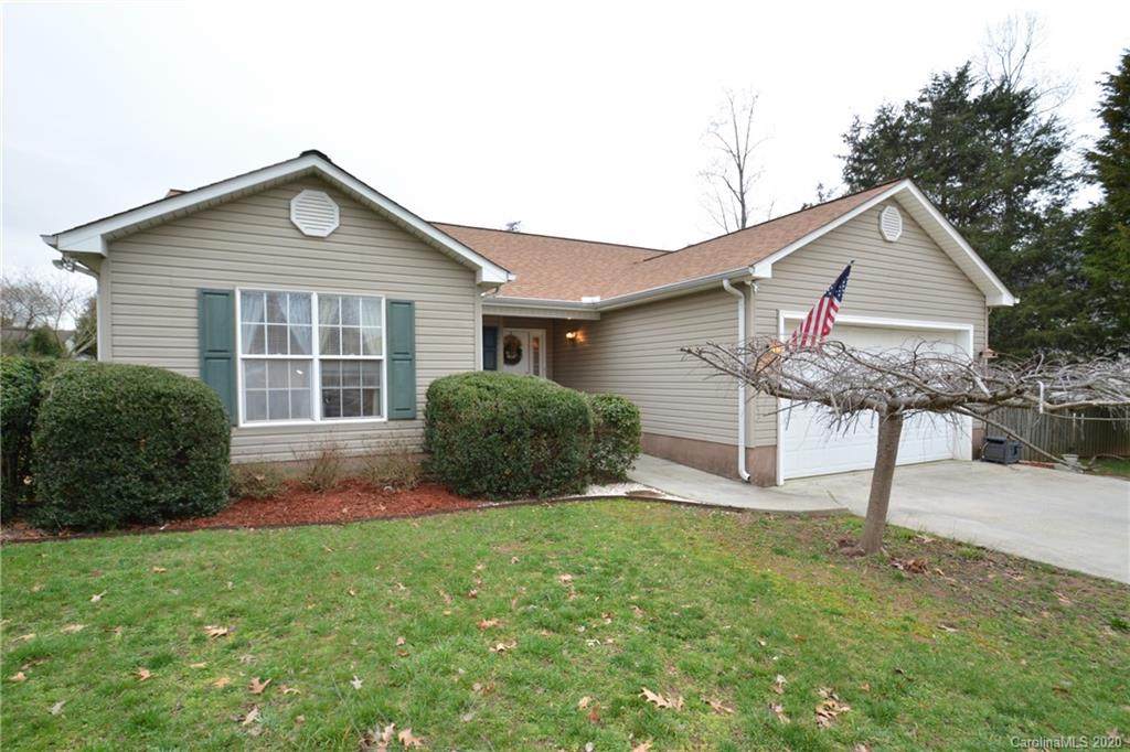107 Park Vista Drive - Photo 1