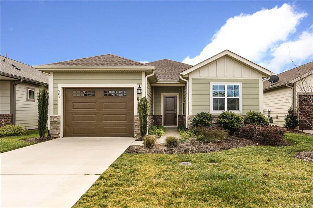 207 Flat Rock Drive - Photo 1
