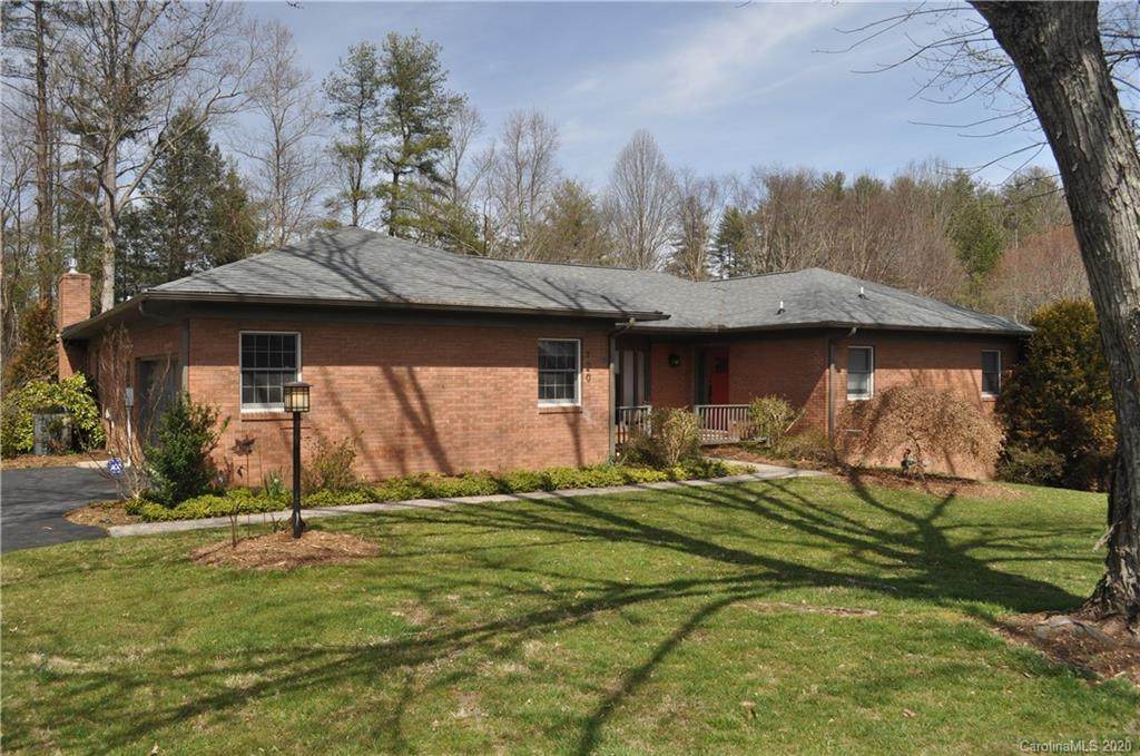 120 Larchmont Drive - Photo 1