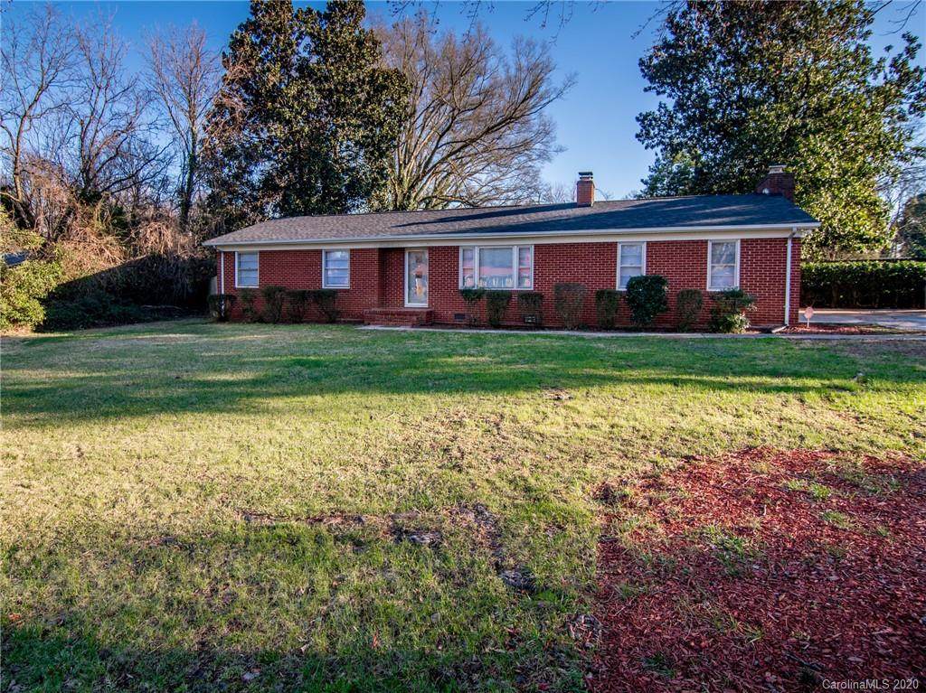 6226 Barcliff Drive - Photo 1