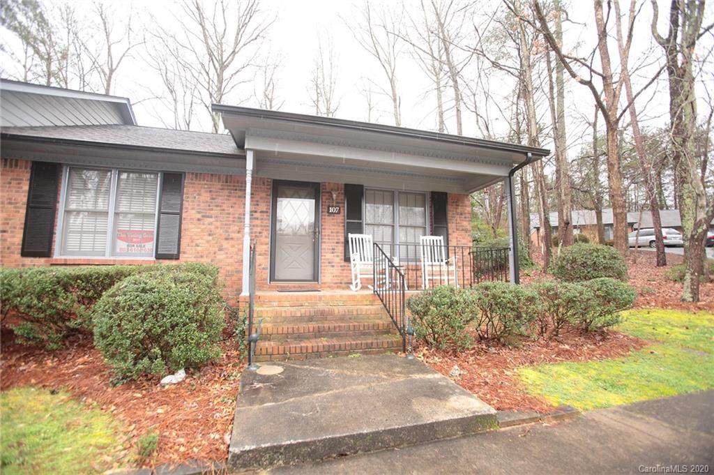 107 David Court - Photo 1