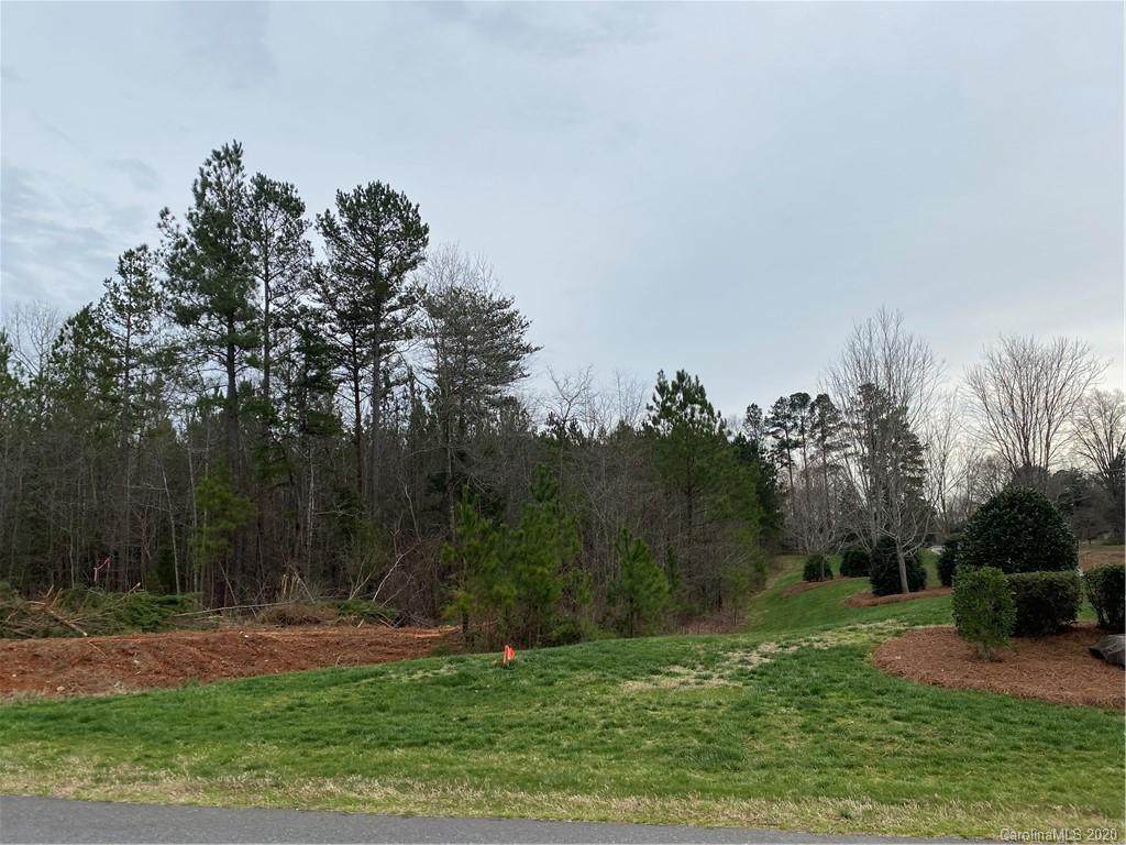 512 Deanne Drive - Photo 1
