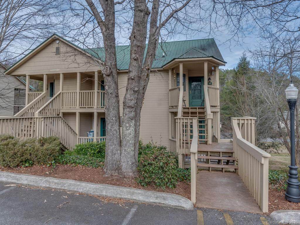 160 Whitney Boulevard - Photo 1