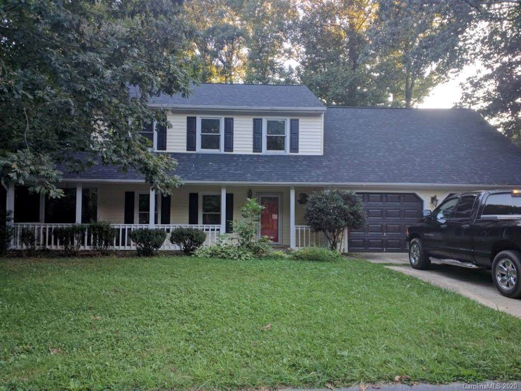 58 Foxberry Drive - Photo 1