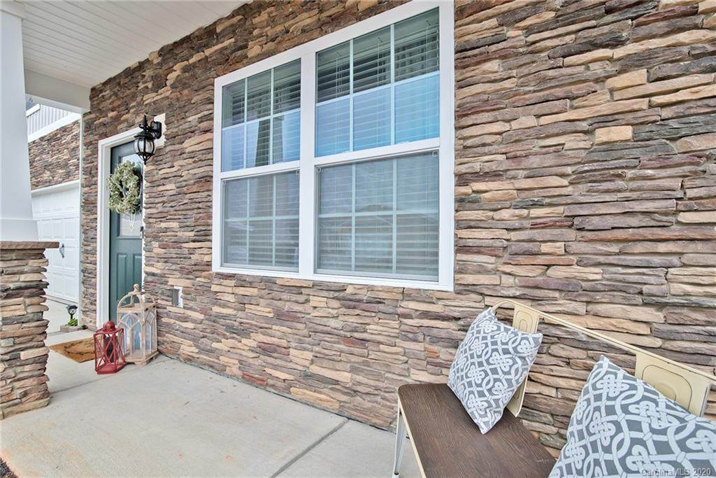 141 Cromwell Drive - Photo 1