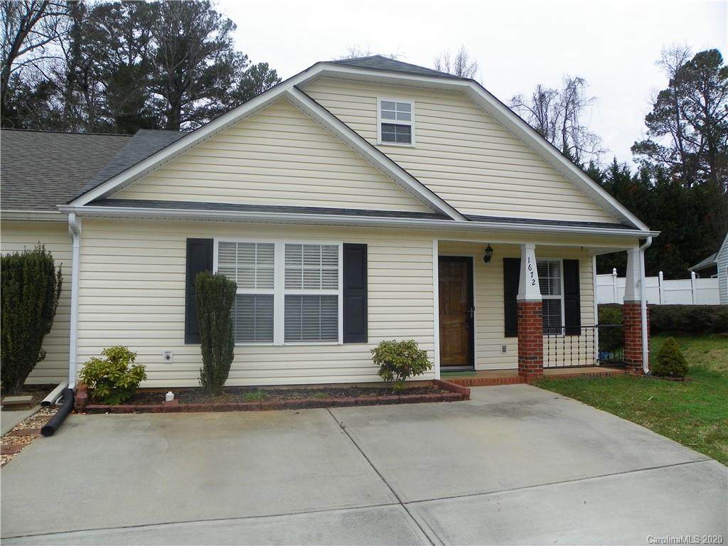 1672 Clemmon Sanders Circle - Photo 1