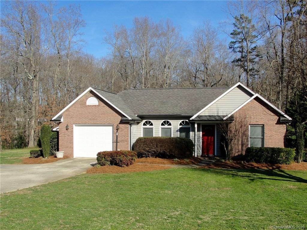 609 Redah Avenue - Photo 1