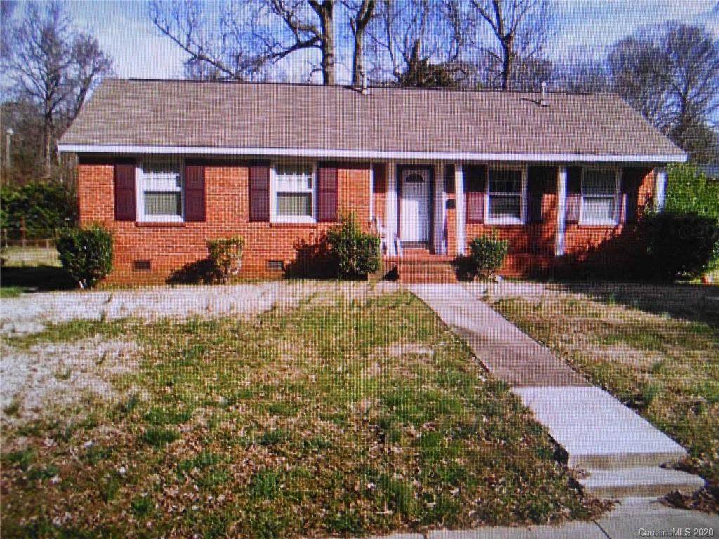 3221 Markland Drive - Photo 1