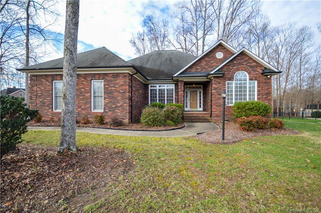 8400 Locksley Drive - Photo 1