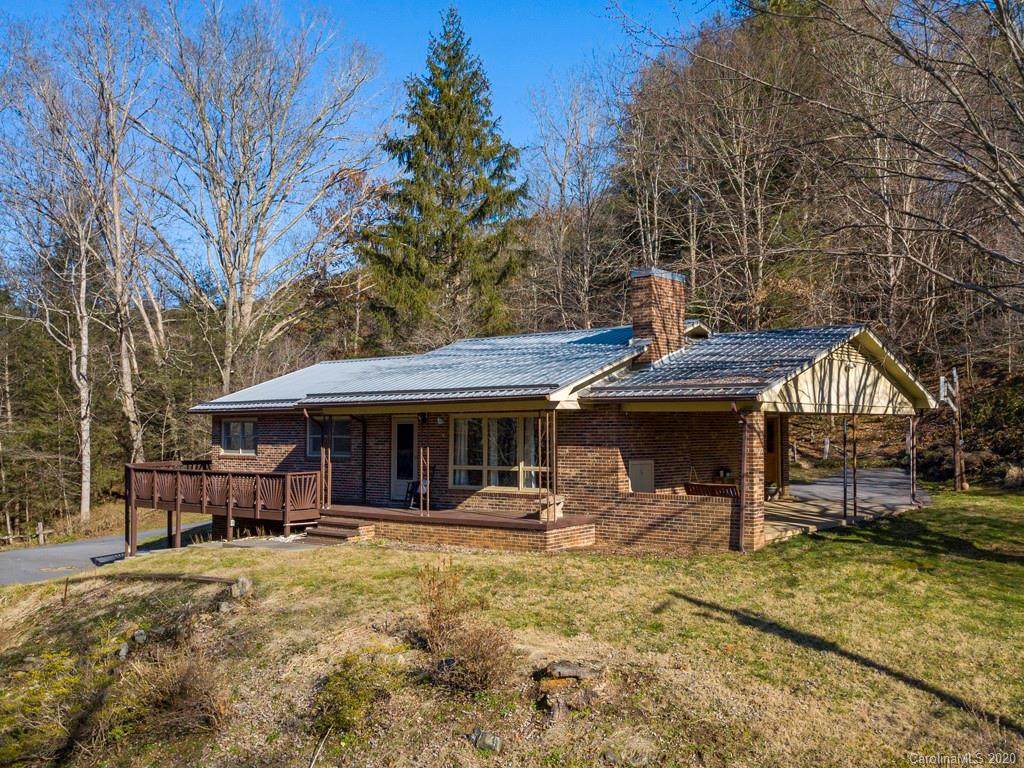 218 Turnpike Road - Photo 1