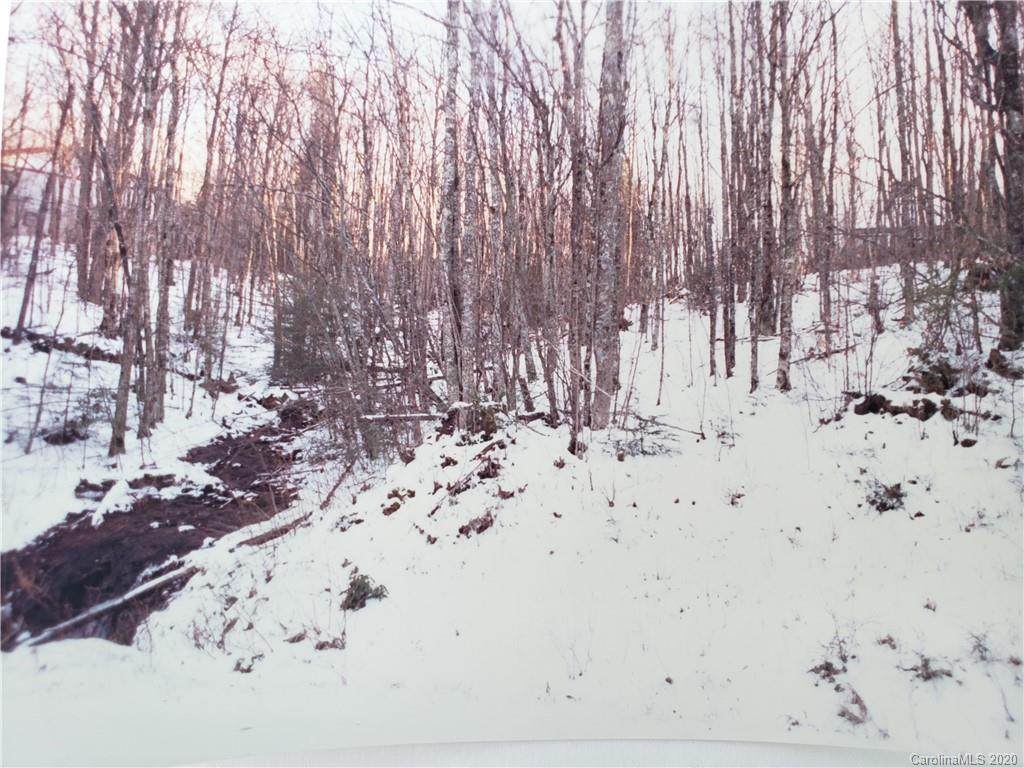 118 Greenbrair Road - Photo 1