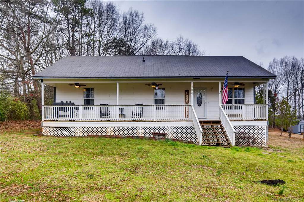 406 Kickapoo Avenue - Photo 1