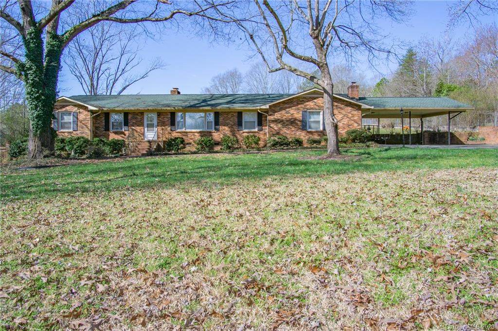 1999 Briarwood Circle - Photo 1
