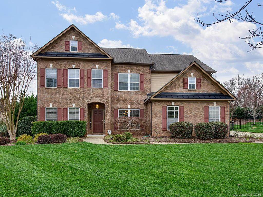 1712 Laurel Hill Drive - Photo 1