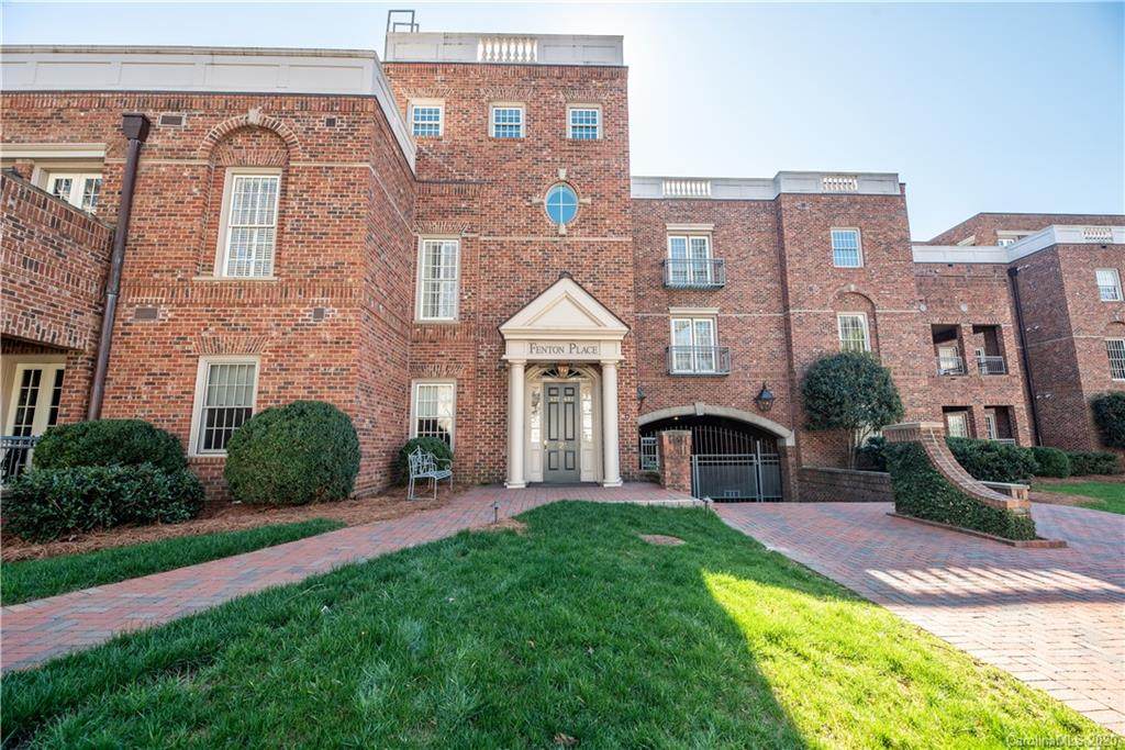 465 Fenton Place - Photo 1
