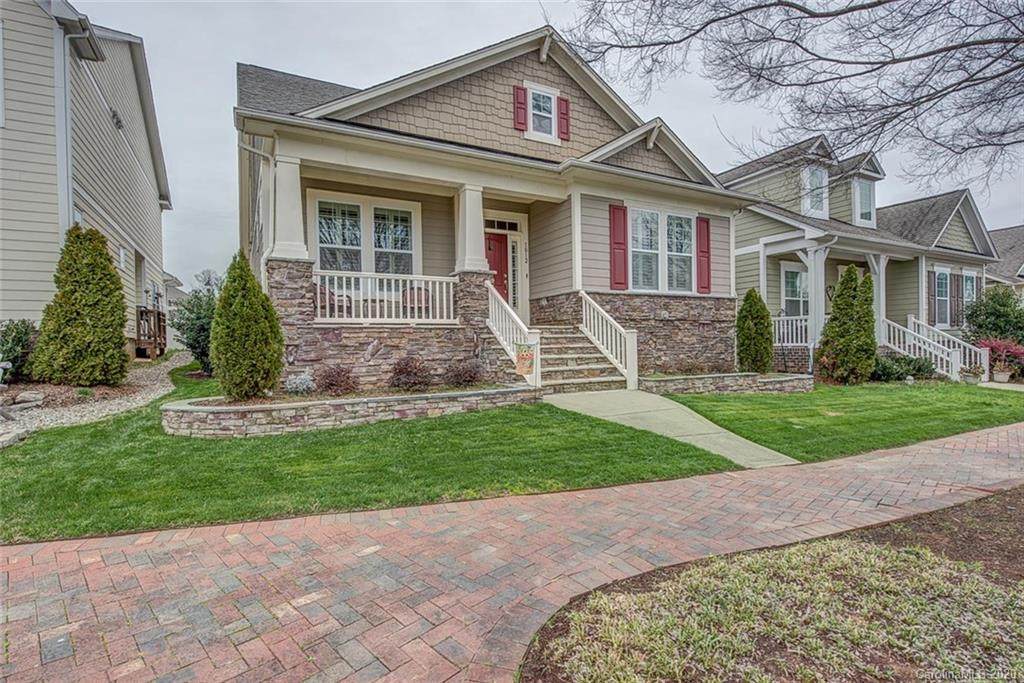 1012 Bobbin Lane - Photo 1