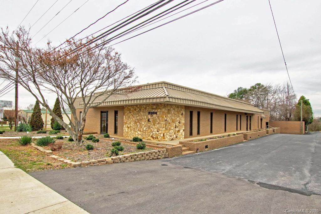 2304 Main Street - Photo 1