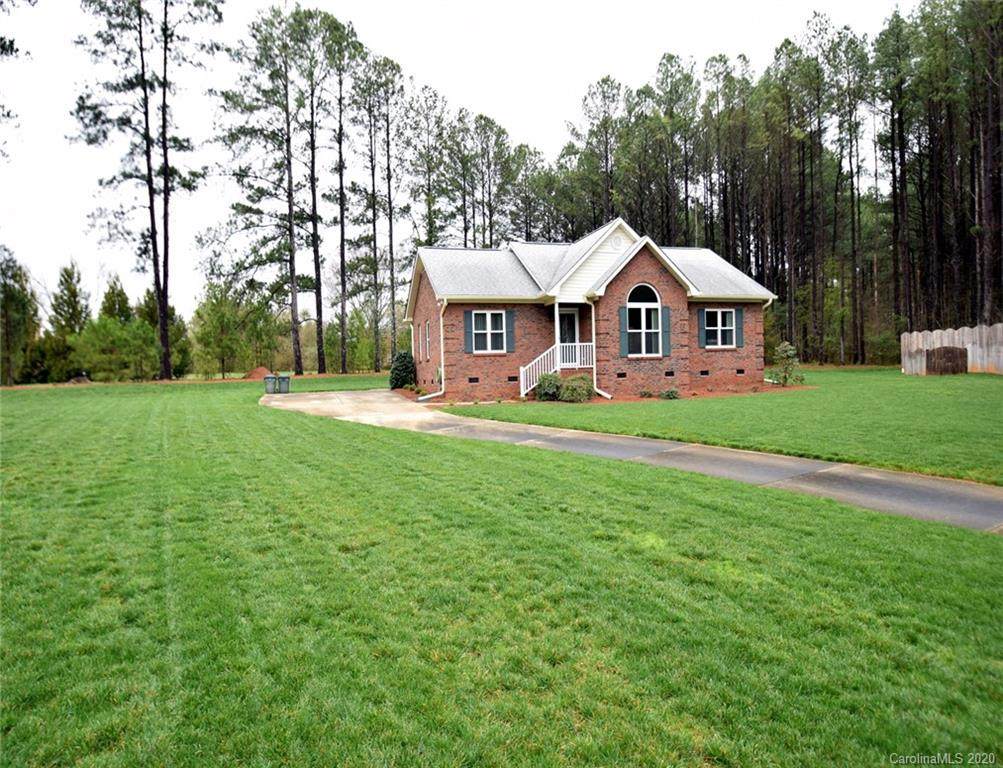3312 Mistywood Drive - Photo 1
