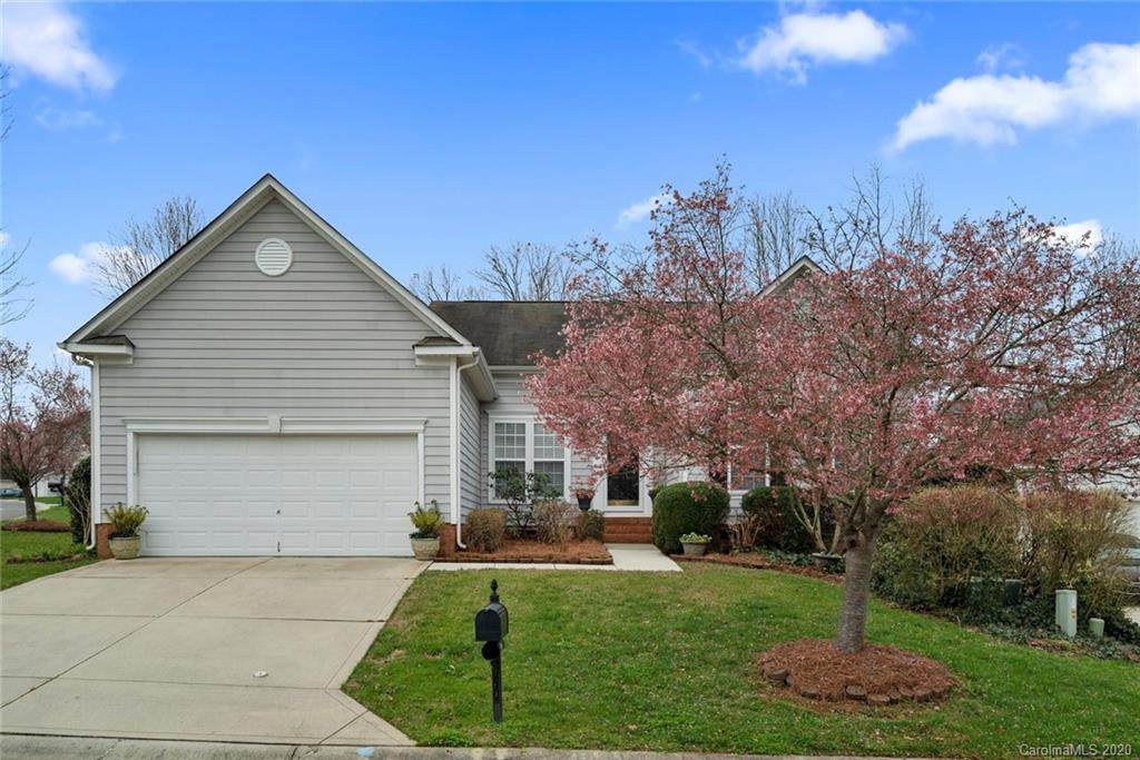1001 Andrea Place - Photo 1
