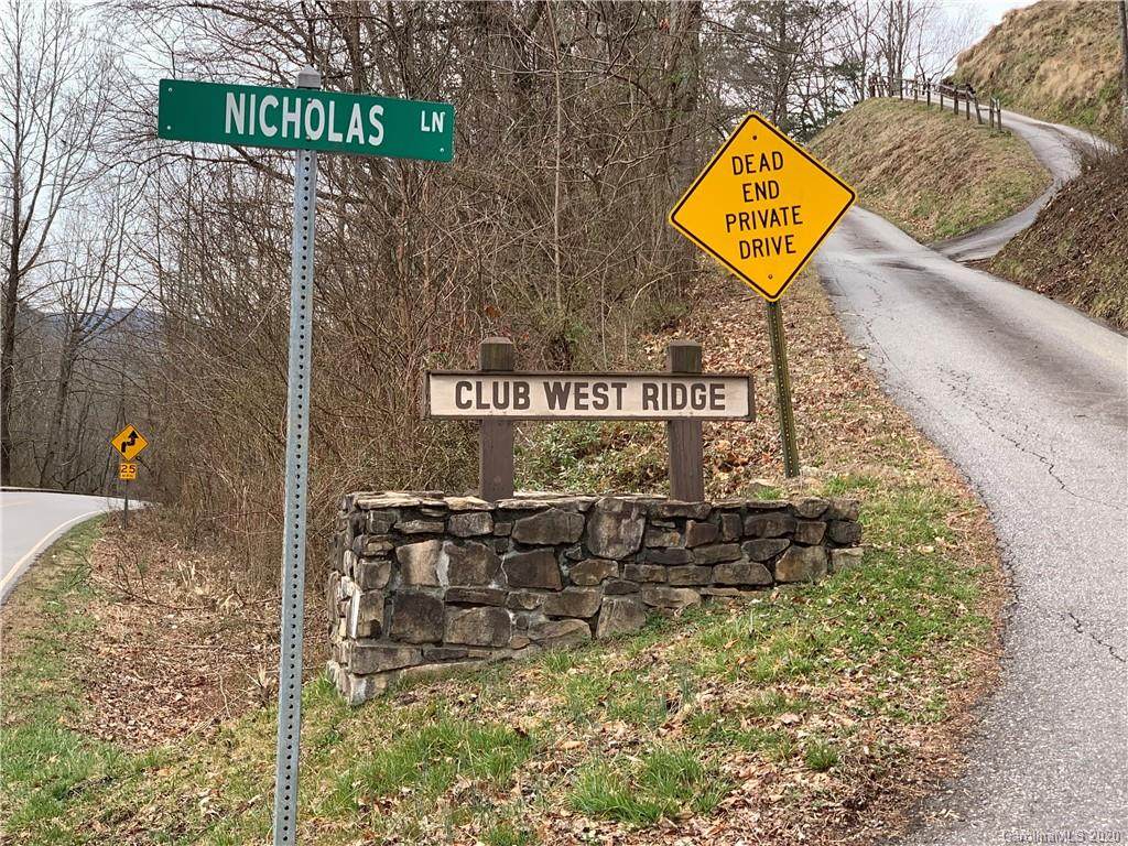 4 Nicholas Lane - Photo 1