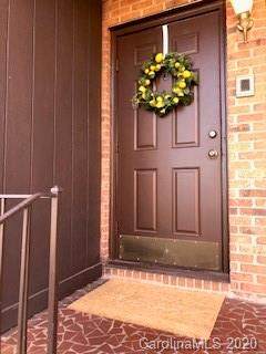 855 Nottingham Drive - Photo 1