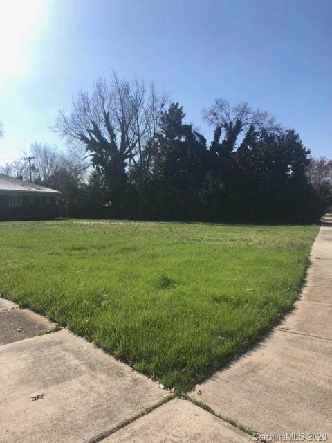 320 White Street - Photo 1