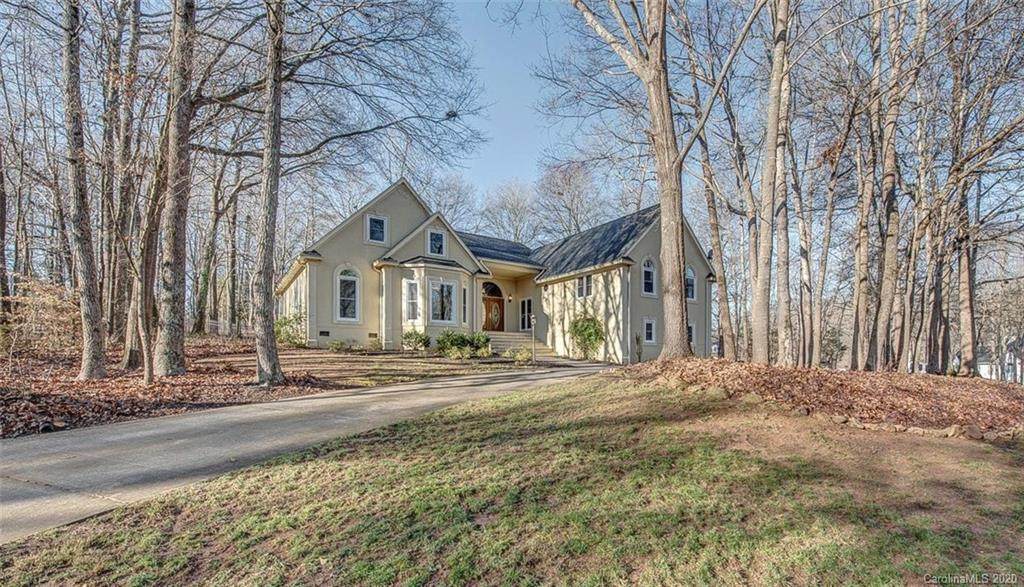 519 Stuart Ridge - Photo 1