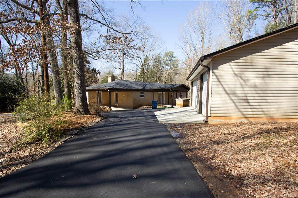 26 Robinwood Drive - Photo 1